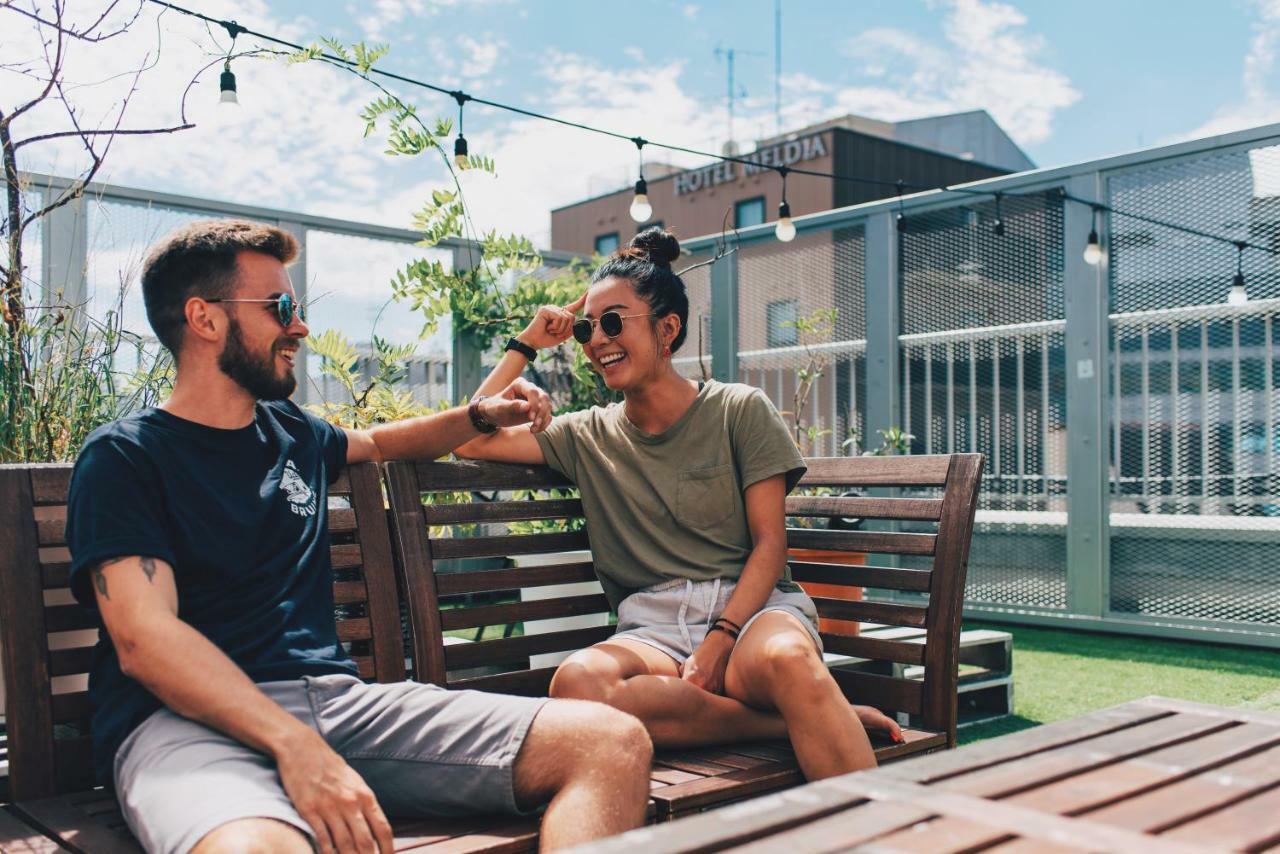 Ark Hostel Осака Екстериор снимка